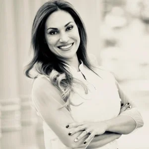 Dr. Atoosa Nikaeen - Orthodontics Los Angeles & Santa Monica & Beverly Hills